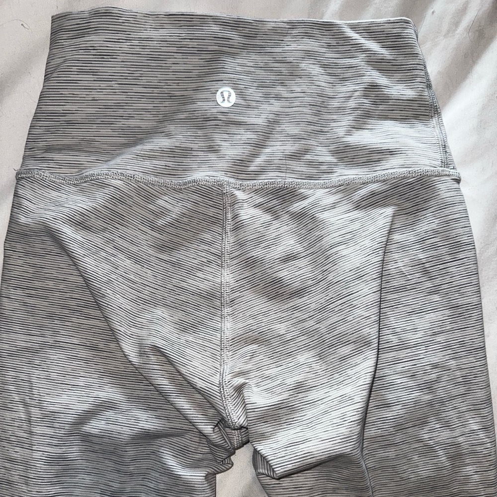 Lululemon Wunder Under high rise legggings